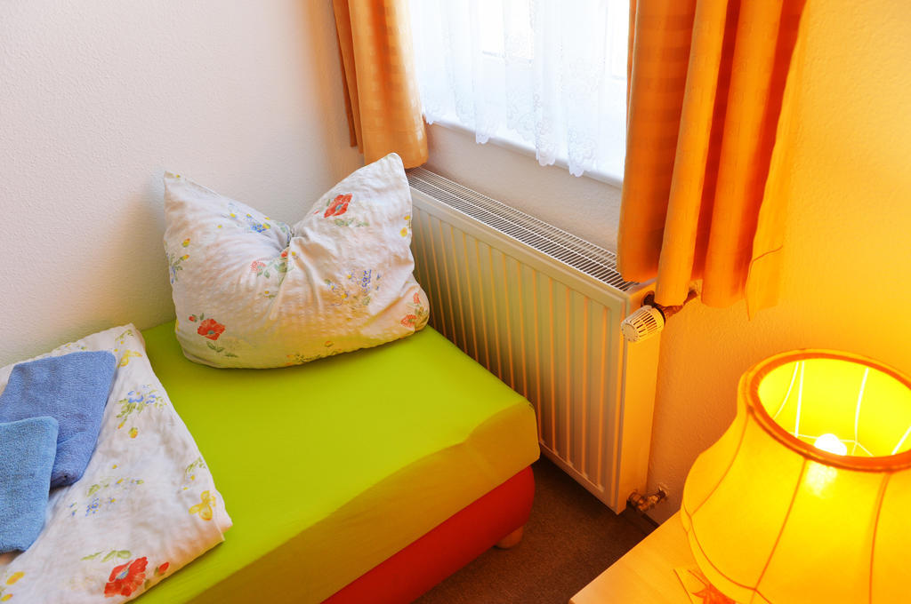 Pension Damkoehler Thale Ot Westerhausen Habitación foto